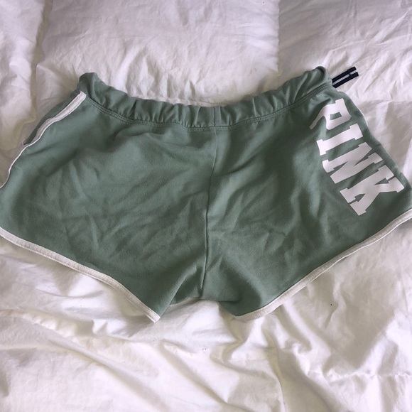 Comfy shorts! - Picture 2 of 4